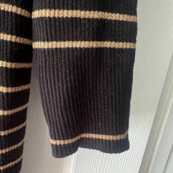 Lauren by Ralph Lauren Women's Black with Gold Stripes Sweater! - Picture 12 of 12